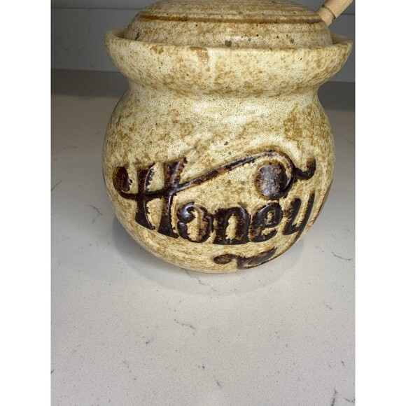 Vintage Pottery Craft USA Honey Pot With Bear Jar Lid And Dipper - Picture 3 of 9